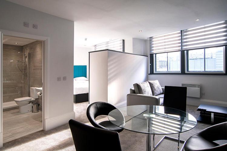 Cavern Quarter Apartments By The Castle Collection Liverpool Bagian luar foto